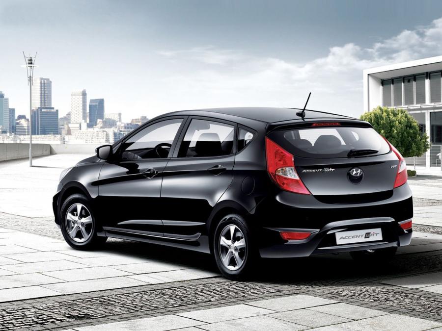  Hyundai Accent Wit 2011 года  (фото 2 из 3)